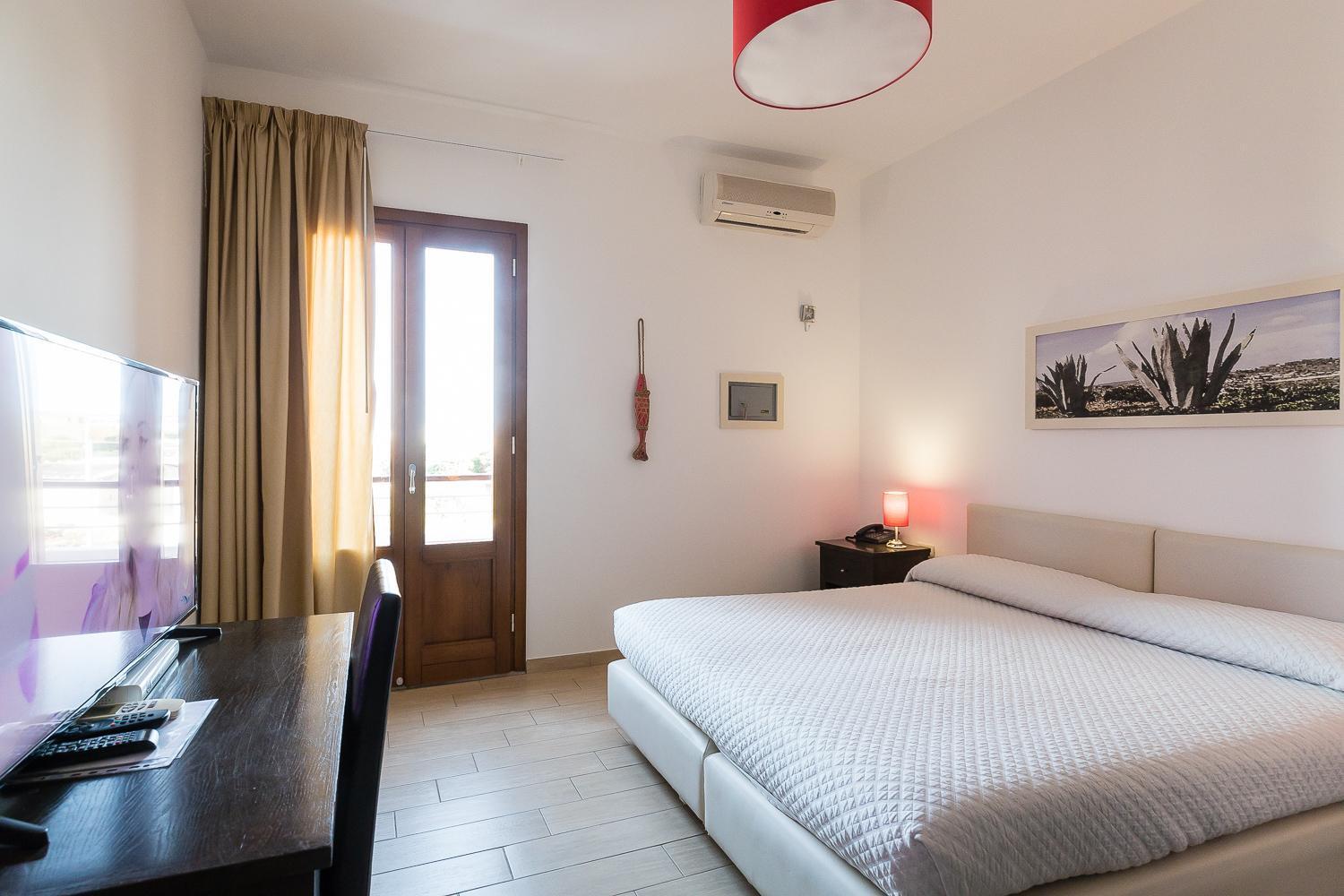 Hotel Cavalluccio Marino 兰佩杜萨 外观 照片